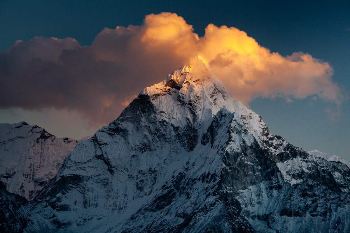 cristian grecu 762012 unsplash min